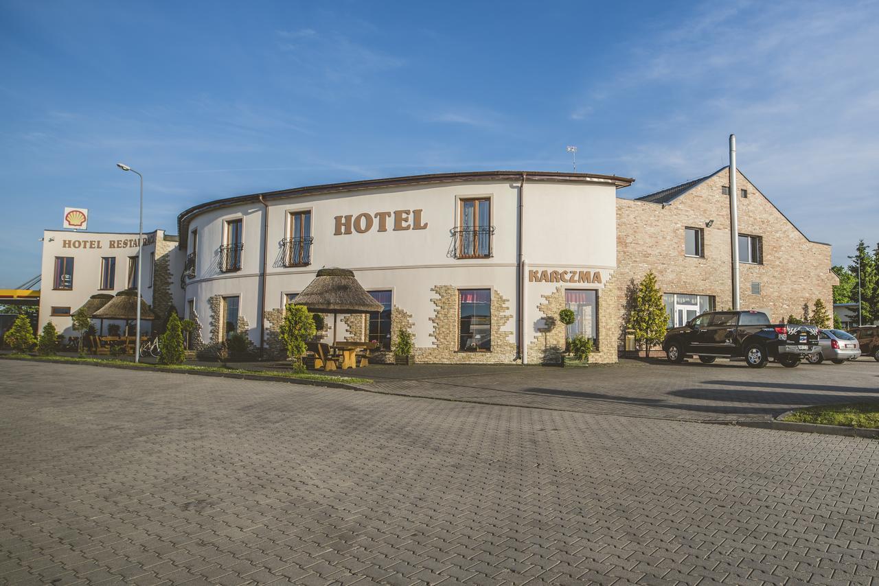 Hotel Odejewscy Chojnice Esterno foto